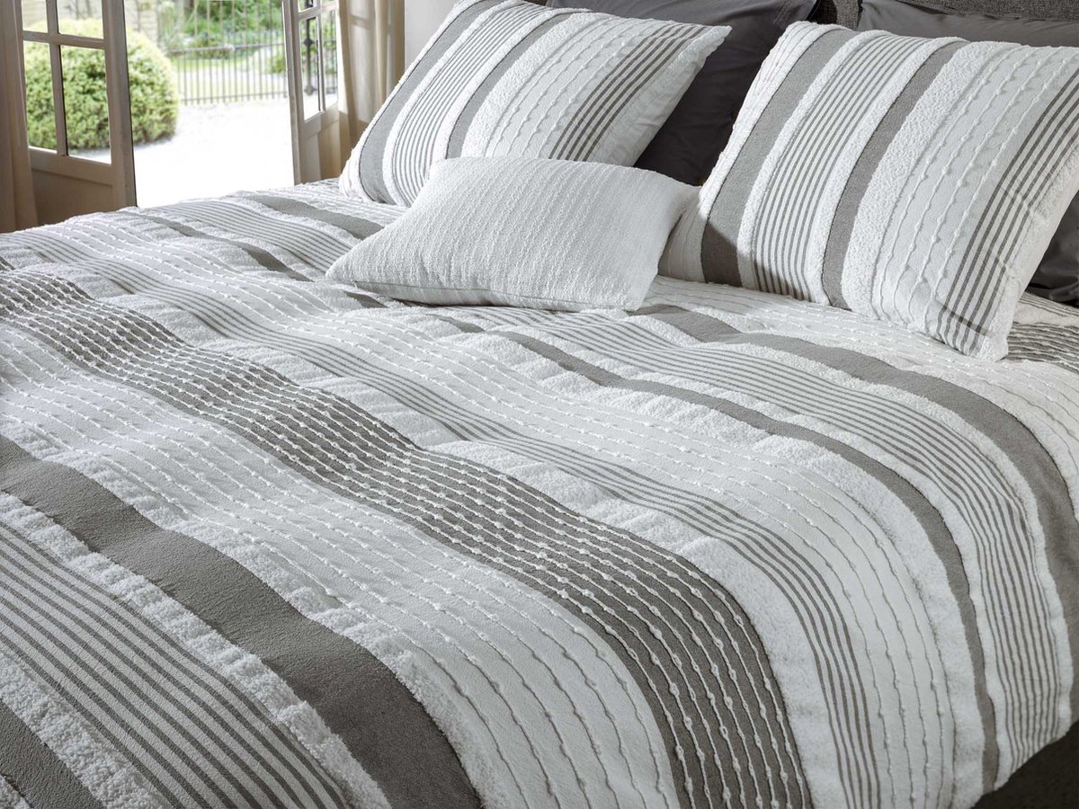 YELLOW DEKBEDOVERTREK MELANIE BRILLIANT WHITE 240X200-220