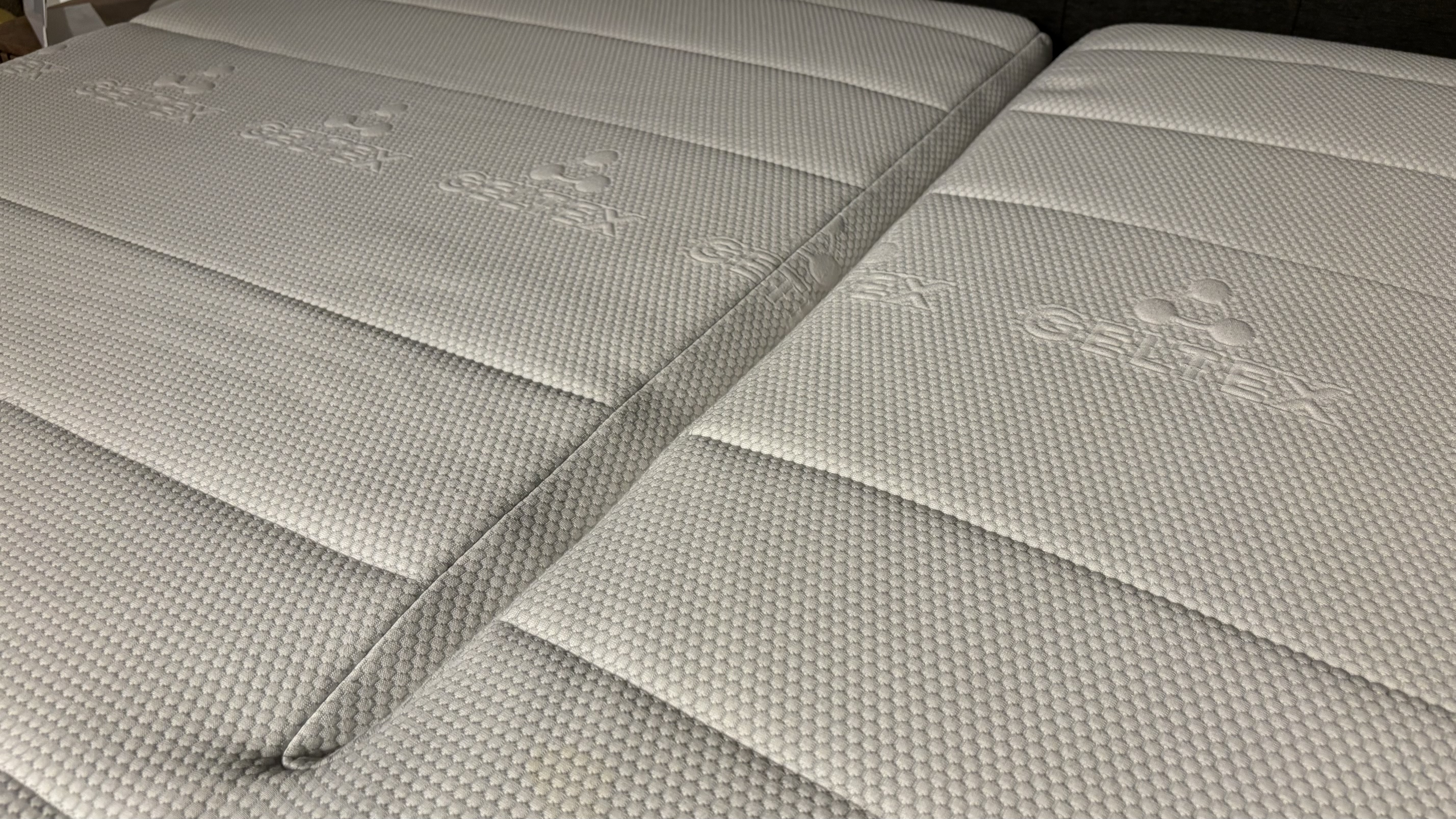 Beka Geltex splittopper 180x200 Showroommodel 