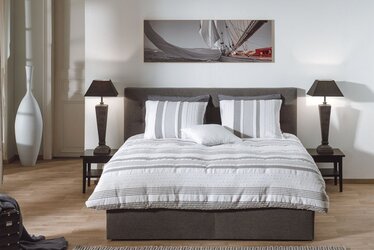 YELLOW DEKBEDOVERTREK MELANIE BRILLIANT WHITE 240X200-220