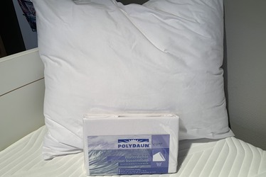 Polydaun waterdichte kussensloop 60x70 